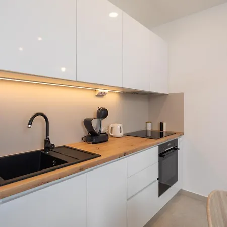 Atlantis Beachfront Apartament Jesenice (Split-Dalmatia)